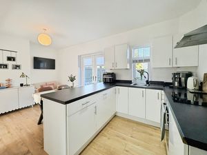 Photo 8- click for photo gallery